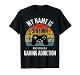 juego de rol que juega sheldon Este es un regalo perfecto para cualquier persona llamada Sheldon que ama jugar videojuegos. Viene en el diseño vintage de puesta de sol con un controlador de juego