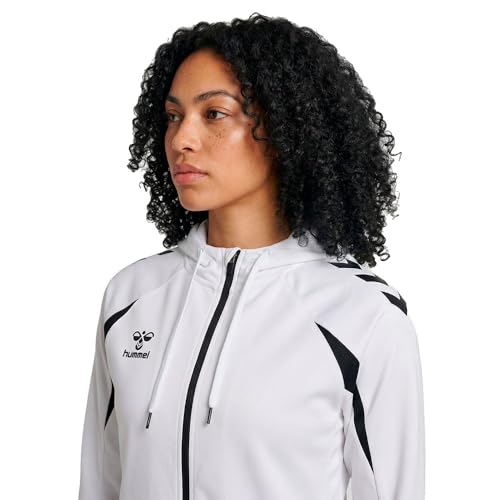 Chaqueta con capucha hummel Core 2.0 para evitar el frío postentreno 3