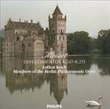 モーツァルト : ディヴェルティメント第10番、第11番