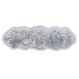 QUALITATIV HOCHWERTIG: Mit einem im Vergleich zu anderen Kunstfellen hohen Gewicht und 6 cm Felllänge ist das Fell besonders dicht und weich.
