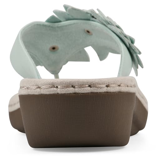 Image of CLIFFS BY WHITE MOUNTAIN Women's Content Floral Sandal