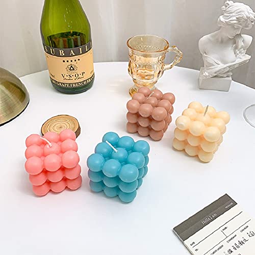 Candela in cera di soia profumata a forma di cubo