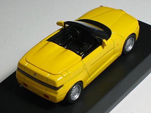 Amazon.co.jp: 京商 1/64 アルファロメオ ミニカーコレクション2 RZ