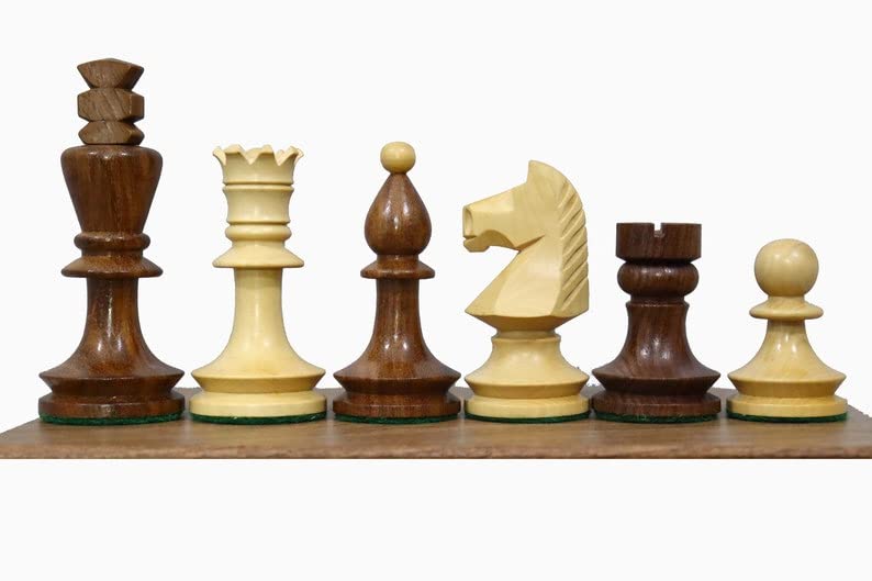 Jeu d'échecs de championnat roumain-hongrois : pièces lestées doubles
