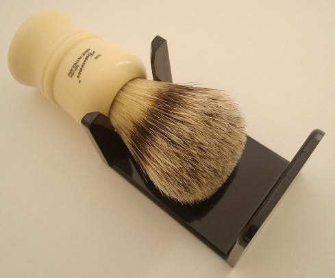 Shaving Brush dripstand, Black (Brush not Included!)