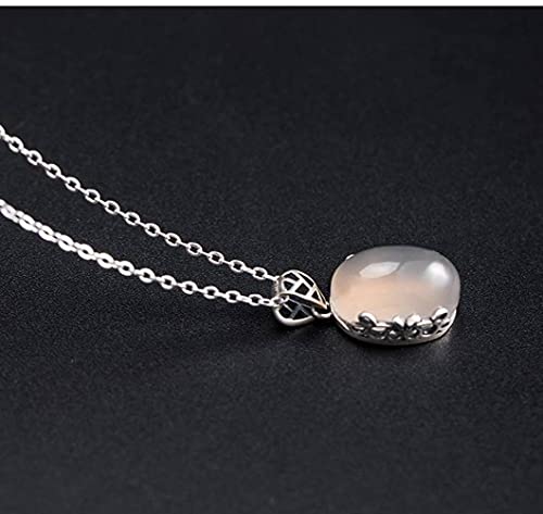 Collier fin en argent précieux et pendentif en véritable calcédoine