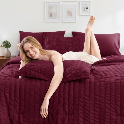 Image of HIMEET Full Comforter Sets, 7-Piece Seersucker Bed in a Bag, Burgundy | 90 GSM Brushed Fabric, 240 GSM Fill, 14-Inch Deep Pocket, OEKO-TEX Certified, Soft & Lightweight for All-Season Use