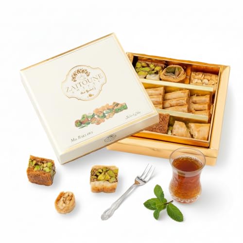 Zaitoune Cashew & Pistachio Baklava Selection Box | Traditional Luxury Honey Pastry | Arabic Dessert with Authentic flavors in Beautiful Packaging | Handmade in Turkey (100 g)