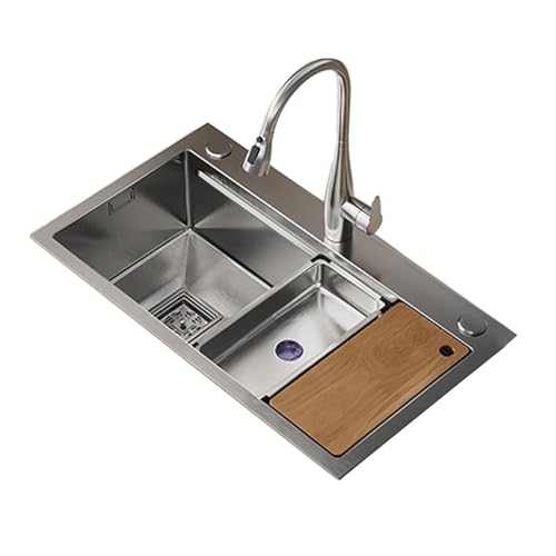 Lavabo à main argenté et évier de cuisine commercial avec égouttoir