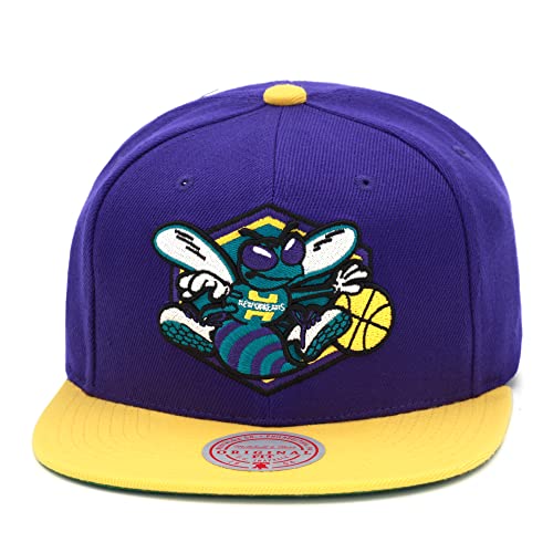 Mitchell & Ness Charlotte (New Orleans) Hornets Core Basic Snapback Hat Adjustable Cap - Purple/Yellow