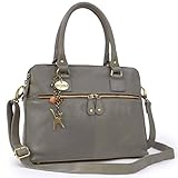 GRÖSSE: H 26, B 34, T 15 cm, GRIFFE: 51 cm, HERABHÄNGEND: 18 cm, ABNEHMBAREN UMHÄNGEGURT: 150 cm