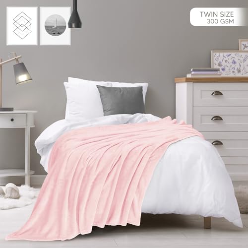 Image of Utopia Bedding Fleece Blanket Twin Size Pink 300GSM Luxury Anti-Static Fuzzy Soft Microfiber Dorm Bed Blanket for Girls (60x80 Inch)