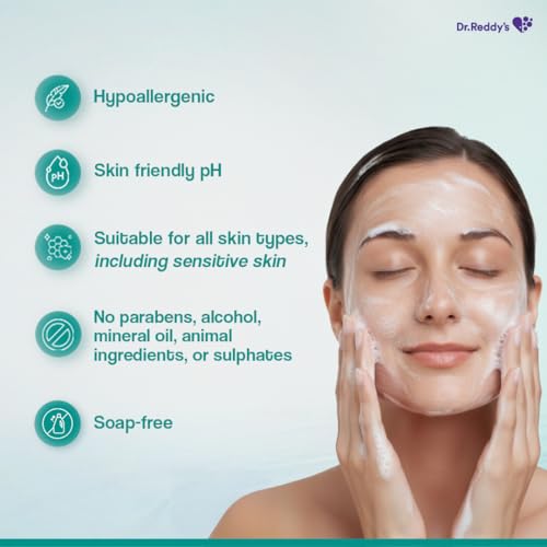 Image of Venusia Hydrating & Barrier Protect Cleanser | With Ceramides, Hyaluronic Acid, Niacinamide, Pro-Vitamin B5 | For Normal, Dry, and Sensitive Skin | PAMAS free | Skin-friendly Ph | 250 ml | From the House of No.1 Dermatologist Recommended Moisturiser