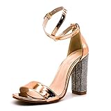 Los zapatos de tacón encantadores son el par perfecto para agregar unos centímetros a su estructura, alargar las piernas y lucir cada vestido, pantalón, mezclilla o maxi con facilidad.
