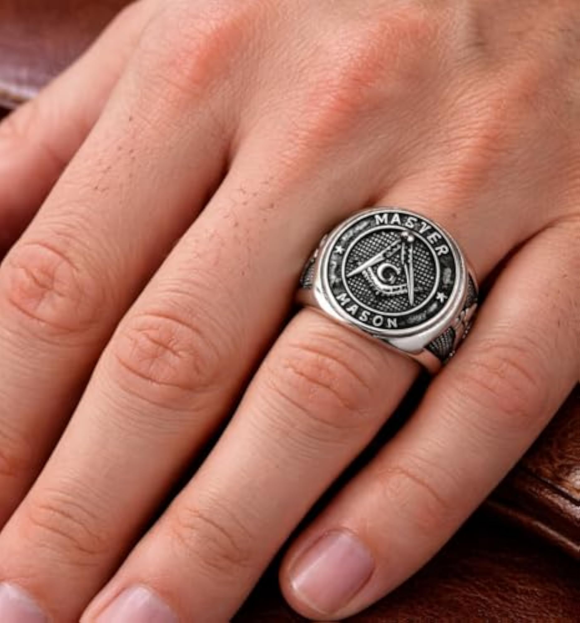 Master Mason Masonic Ring for Men, Silver-Tone Statement Ring