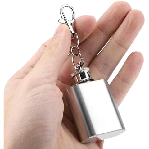 Agatige 1oz Keychain Whiskey Flask Cover