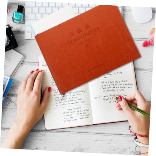 Cahier de comptabilité horizontal avec pages structurées et couverture similicuir