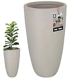 Caractéristiques techniques : vase décoratif hauteur : 62 cm, diamètre : 32 cm, poids : 7,3 kg, matériau : fibre d'argile (fibreclay), couleur : gris (béton naturel) // Les produits sont fabriqués à la main. Veuillez tolérer une légère différence de mesure (+/- 5 %). Toutes les photos incluses dans l'offre sont prises par nos soins et montrent l'aspect réel du produit.