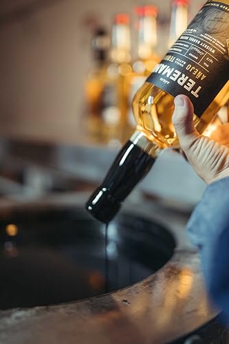 Teremana Añejo Premium Tequila – 100% Blaue Weber Agave – The Rock’s Small Batch mexikanischer Tequila – 40% Vol., 0,7 l – Gereift in Eichenfässern – Warme Eiche & Vanille – Von Hand hergestellt