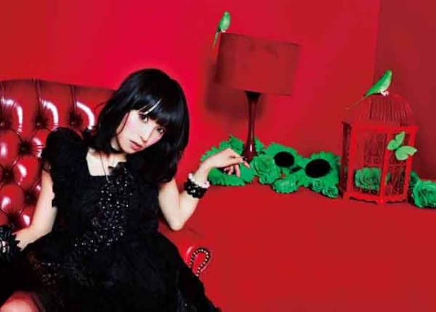 LiSA 直筆サイン入り träumerei トロイメライ Amazon.co.jp: traumerei(通常盤): ミュージック