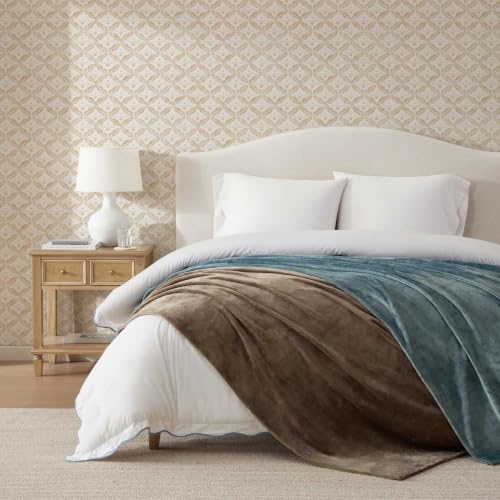 Image of Martha Stewart - Queen Blanket, Soft Plush Bedding for Bed or Couch