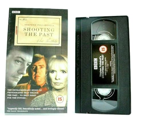 Bild: Shooting The Past [VHS] [UK Import] f�r 9,90 EUR  bei Amazon