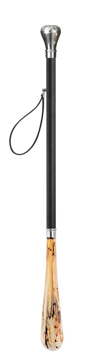 Designerska łyżka do butów 70 cm ze srebrną gałką jako uchwyt, czarny drewniany trzonek, czarny srebrny, 70