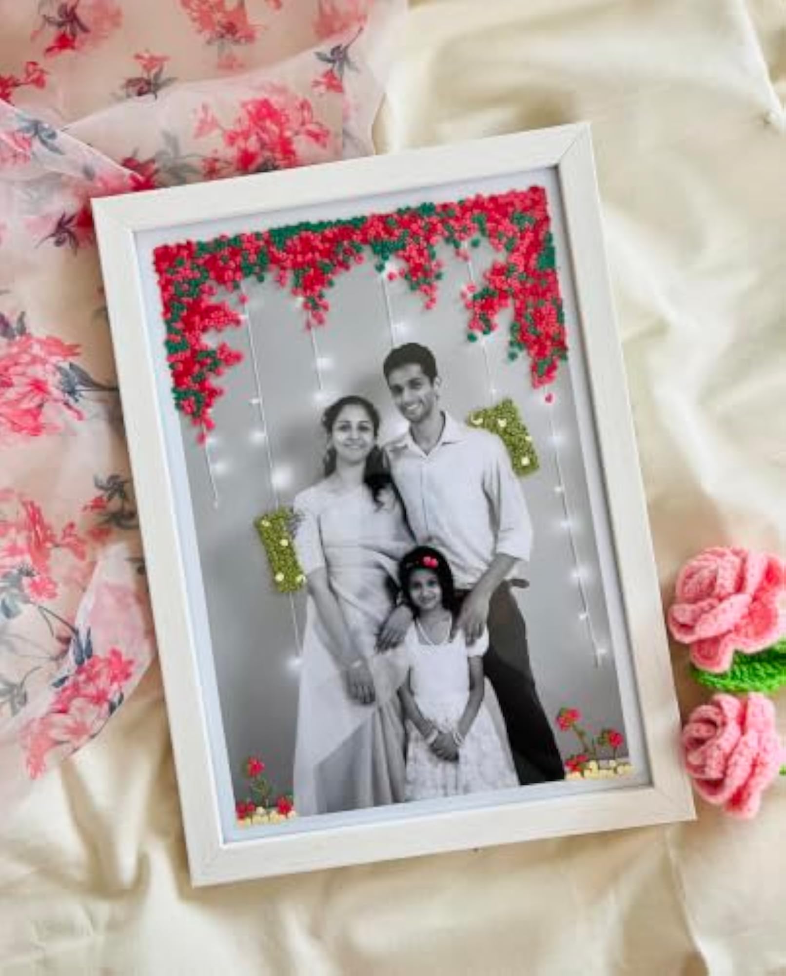 Customized Couple Portrait Frame for Home Décor