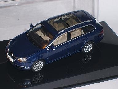 VW VOLKSWAGEN GOLF V 5 VARIANT KOMBI BLAU 1/43 AUTOART AUTO ART MODELLAUTO MODELL AUTO SONDERANGEBOT Cover