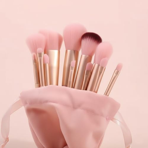 Éponges de maquillage et accessoires pour routine simplifiée - 2