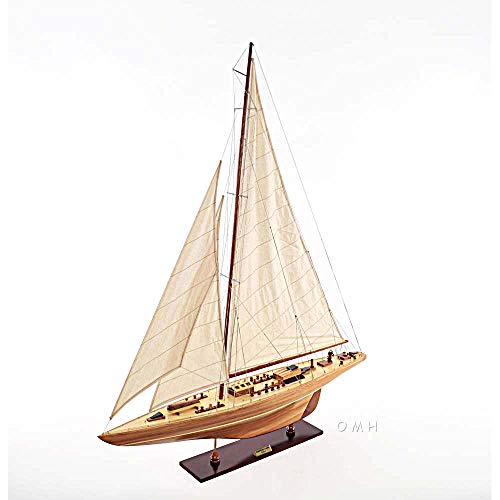 Old Modern Handicrafts Endeavour 40 Yacht