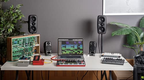 UNO Synth Pro Desktop IK Multimedia synthétiseur analogique
