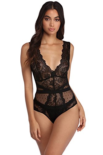 Body en dentelle pour une soirée chic ou un look décontracté