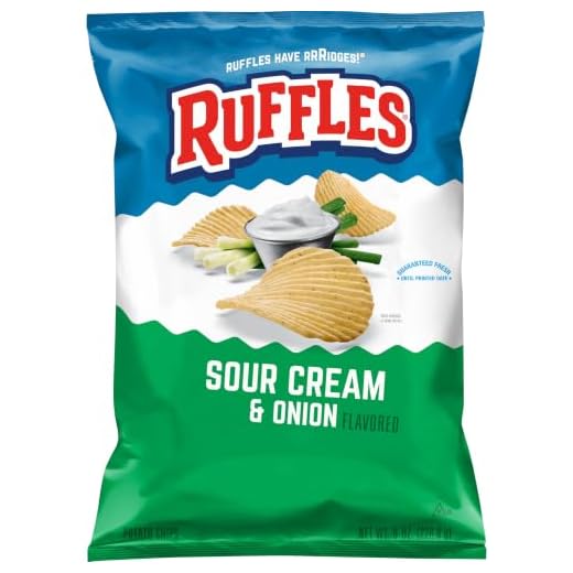 Ruffles Potato Chips, Sour Cream & Onion, 8oz Bag
