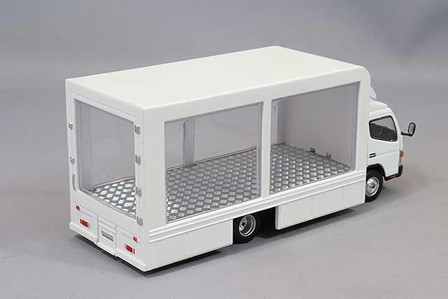 三菱 トラック ミニカー 約1/64スケール Amazon | Tarmac 1/64 三菱 ふそう FUSO キャンター