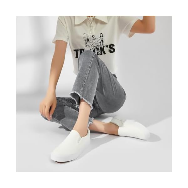 Women's Slip on Shoes Canvas Sneakers Loafers Non Slip Shoes Low Top Casual Shoes