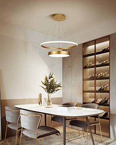 Plafonnier LED moderne pour salle de restauration et table de repas conviviale