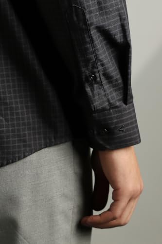 Image of Van Heusen Men's Cotton Solid Slim Fit Shirt