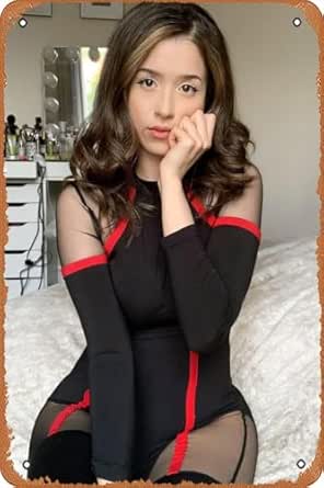 Muecddoa Pokimane (Imane Anys, Twitch) Influencer Poster Tin Sign Film
