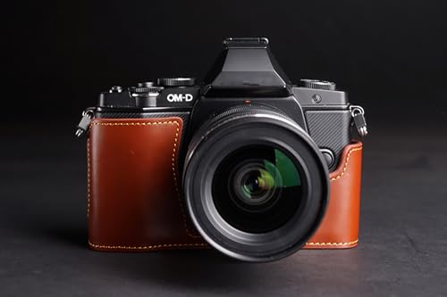 Demi camera case Olympus OM-D E-M5 cuir véritable marron housse TP