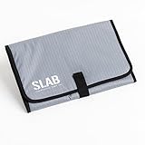 4 compartimentos para quillas y uno grande central para accesorios