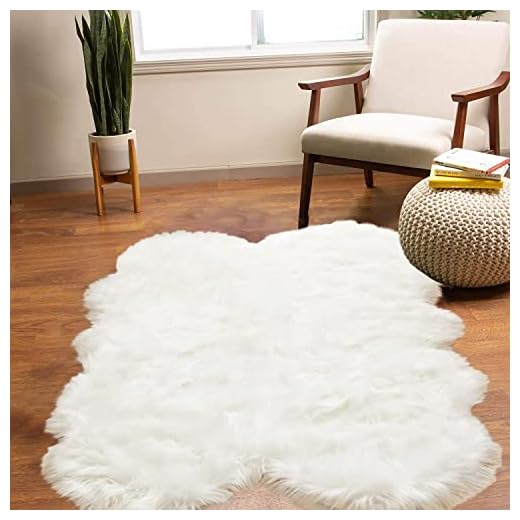 Latepis Sheepskin Rug 4X6 White Faux Fur Rug for Bedroom Bedside Fluffy Rugs for Living Room Fuzzy Plush Soft Rugs Luxury Home Decor