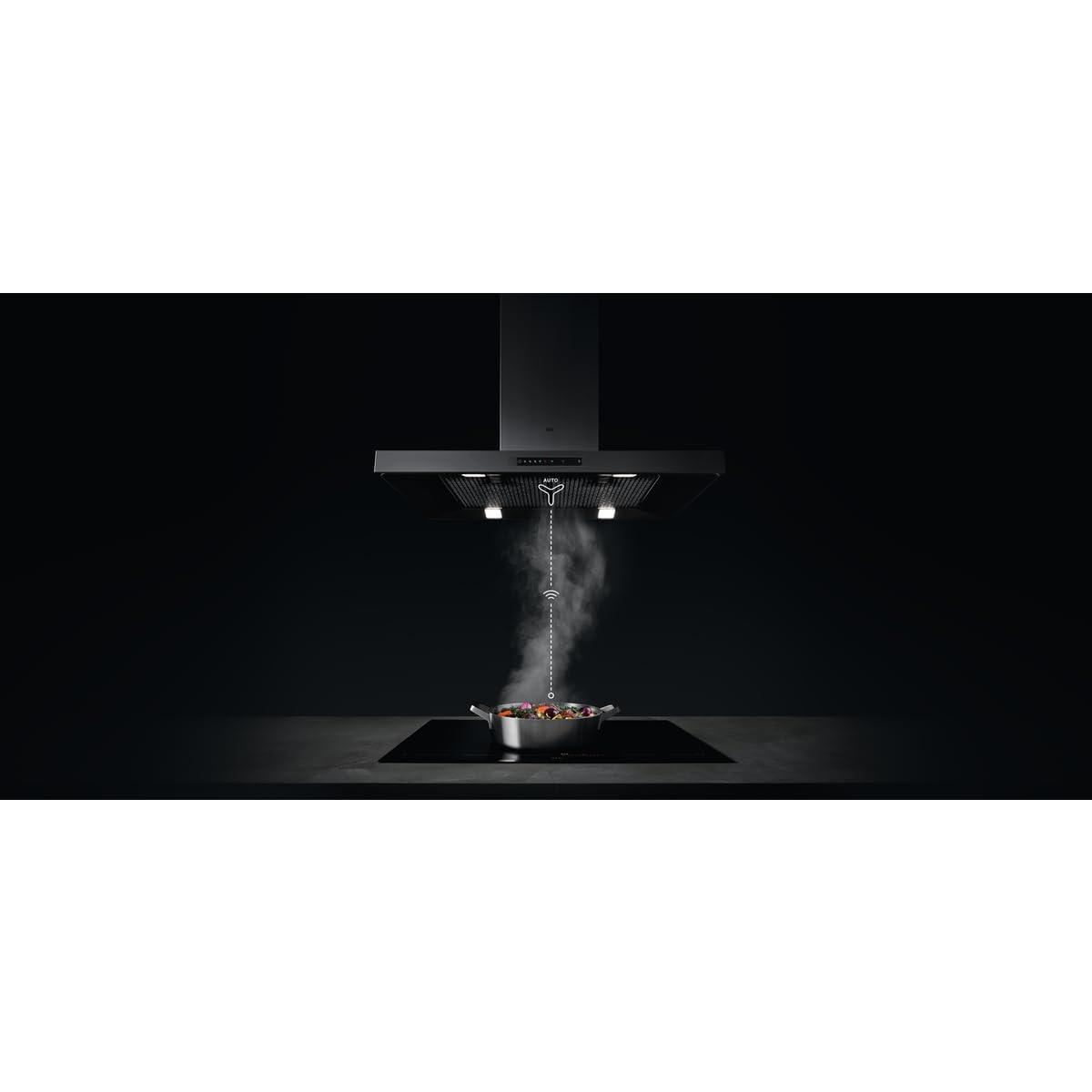 AEG Hotte murale sans tête 60 cm A série 7000 avec Hob2Hood, évacuation et recirculation, moteur haute performance, puissance max. 500 m³/h, 64 – 74 dB(A) maximum, commande tactile, noir DVE5661HB
