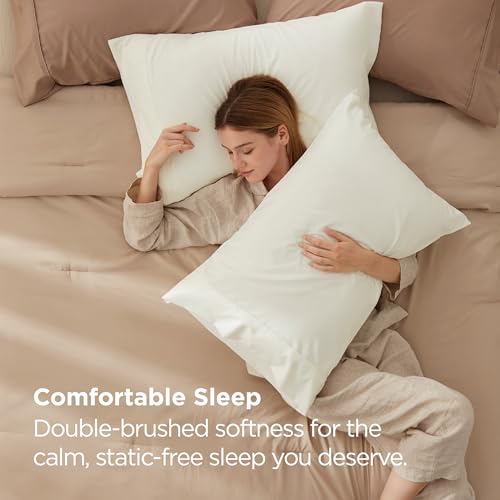 Image of Bedsure Pillow Cases Standard Size Set of 2 - Ivory White Brushed Microfiber Pillowcases, Super Soft and Cozy Pillow Case Covers with Envelope Closure for Kids, Wrinkle, Fade Resistant, 20x26 Inches