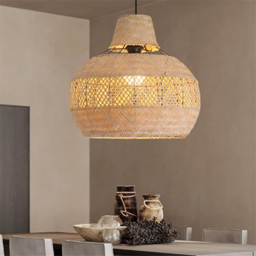 Lustre suspendu bohème en rotin tissé main pour un salon élégant