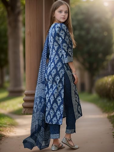 Image of Girls Printed Pure Cotton Kurta Pant with Dupatta in Pink and White