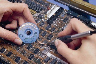 - Solder-Wick No Clean Desoldering Braid for removal of excess solder from pcb. (pack of 1 pcs)