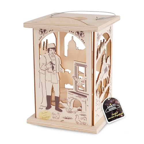 SAICO Laterne DREI Haselnüsse für Aschenbrödel® 12 cm - Handgefertigte Holzlaterne mit LED-Beleuchtung und Timer - Märchenhafte Erzgebirgische Holzkunst - Tischdeko Winter und Weihnachtsdeko