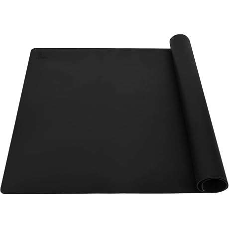 Exceptional Black Heat-Resistant Countertop Mat: A Culinary Masterpiece