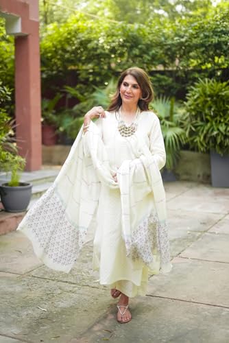 Image of GoSriKi Women's Rayon Blend Printed Straight Kurta with Pant & Dupatta